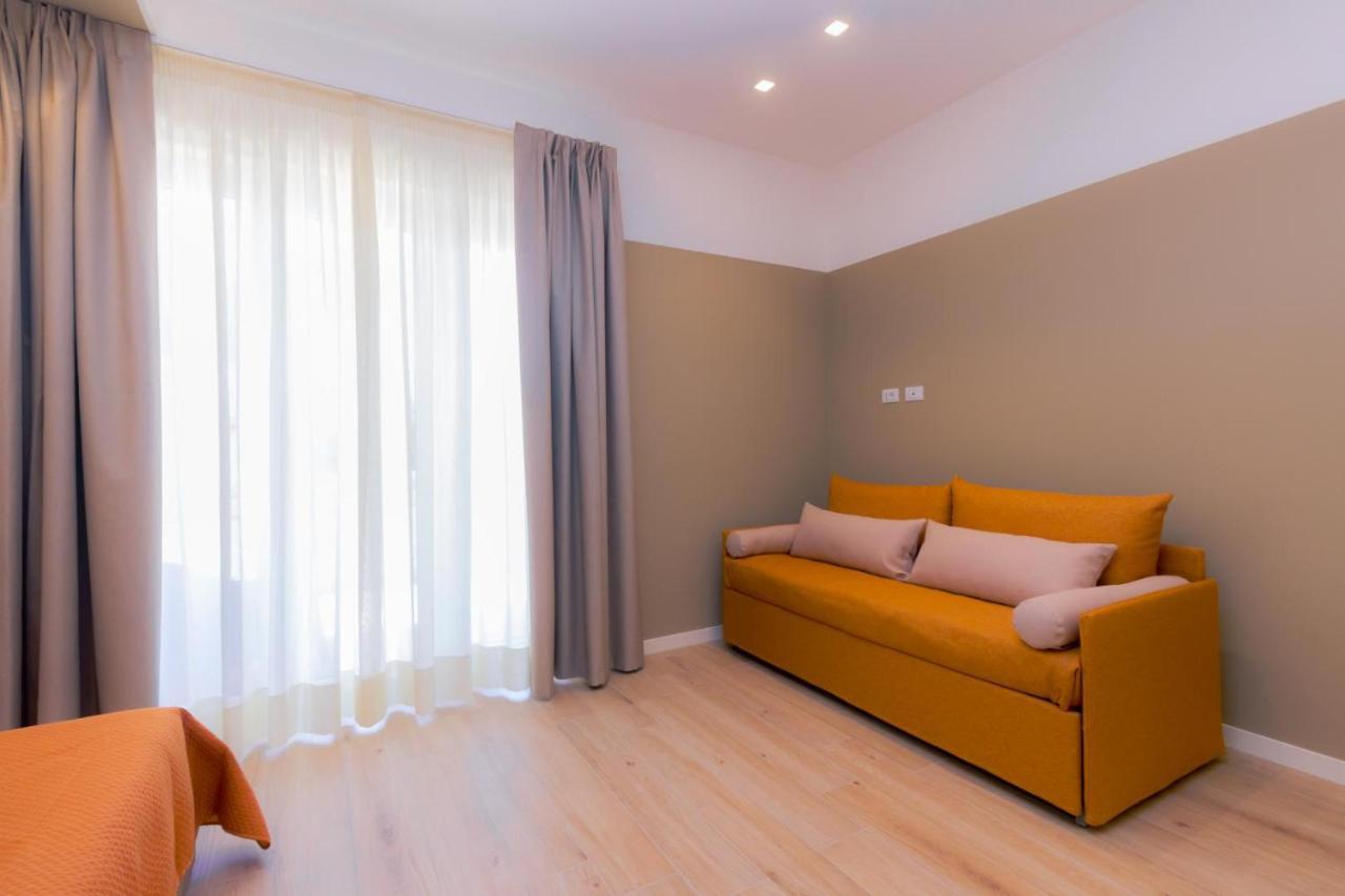 Domina Apartments Монополі Екстер'єр фото