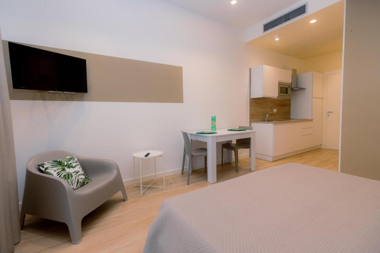 Domina Apartments Монополі Екстер'єр фото