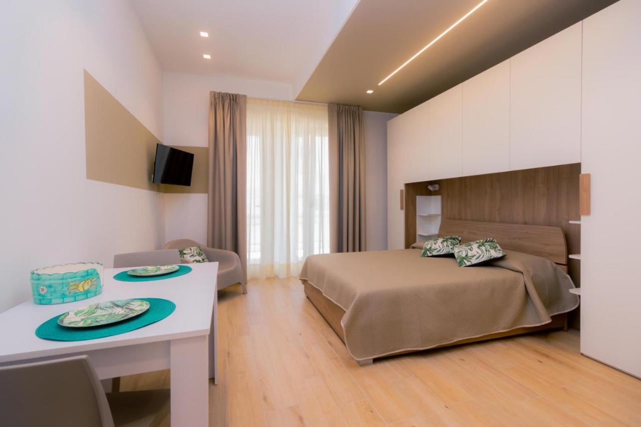 Domina Apartments Монополі Екстер'єр фото