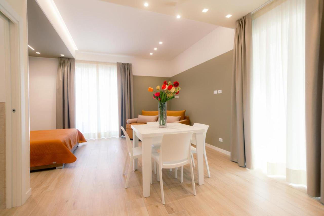 Domina Apartments Монополі Екстер'єр фото